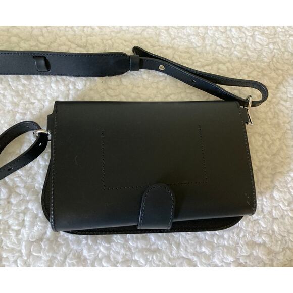 COS Black Leather Crossbody Purse/Handbag with detachable belt - Picture 5 of 10
